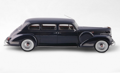 EMUSPA43002A Packard 180 Limousine 7 places 1941