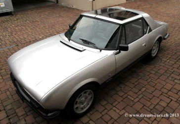 EVR257 Peugeot 504 coupé Caruna