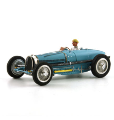 Bugatti T59 pilotée par un gentleman driver