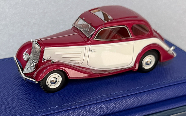 EVR262 Peugeot 401D coupe Meulemeester